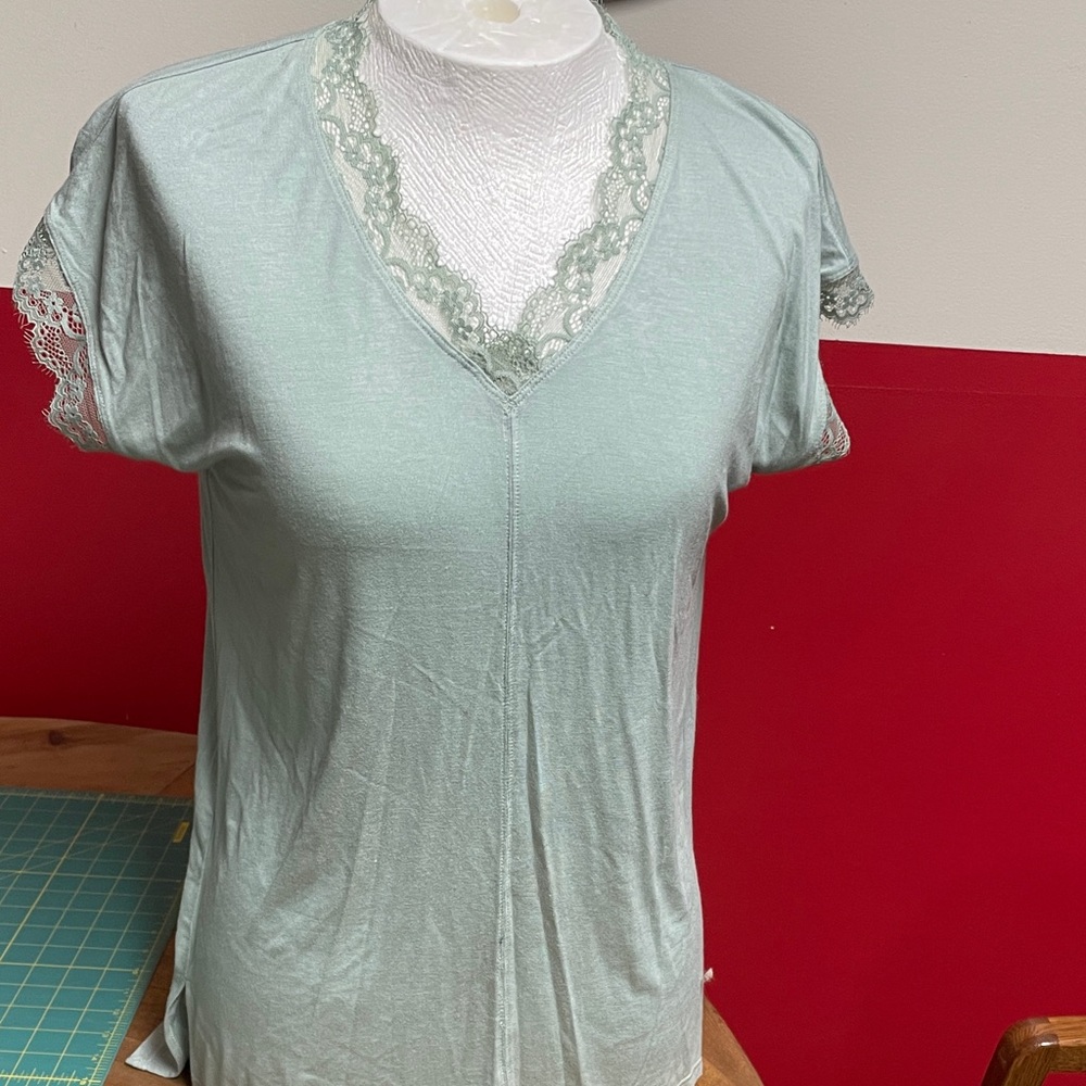 Hem & Thread Sage Lace Trim V-Neck Top